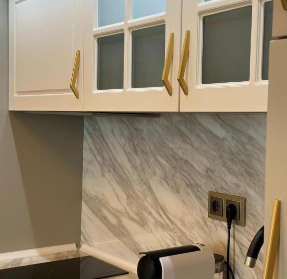 آپارتمان 2 خوابه با چشم‌انداز دریا, Santa Maria Luxury Suits