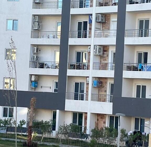 آپارتمان 1 خوابه با چشم‌انداز استخر, الساحل الشمالي شاليه مكيف قريه مارسليا بيتش 4