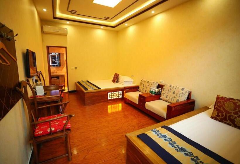 Трехместный Номер Стандарт Вид на Сад, 晋悦庆会馆