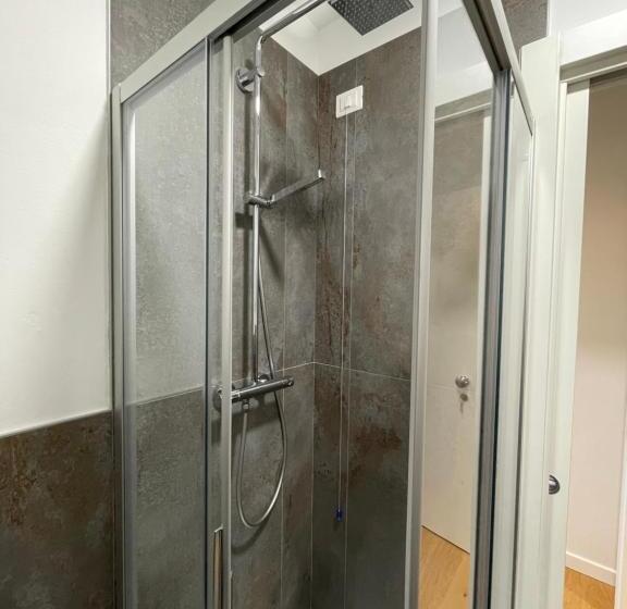 غرفة قياسية ثلاثية ذات اطلالة, La Planina