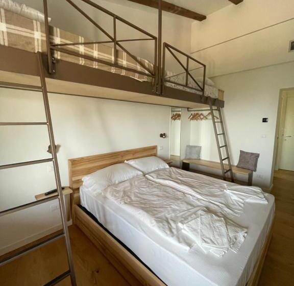 デラックスの4人部屋, La Planina