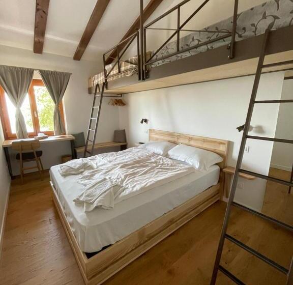 Четырехместный Номер Deluxe, La Planina