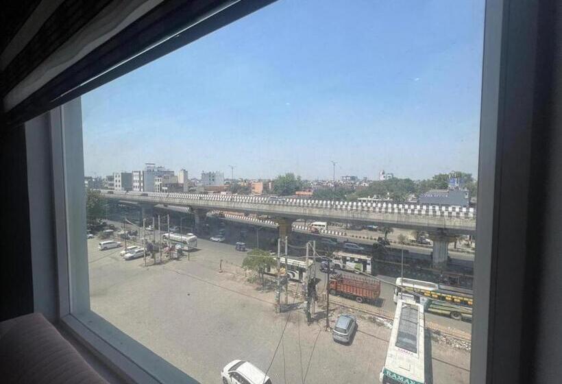 Suite Vue Ville, Narison By Divud Ecom