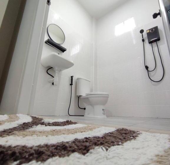 标准间, The 133 Home