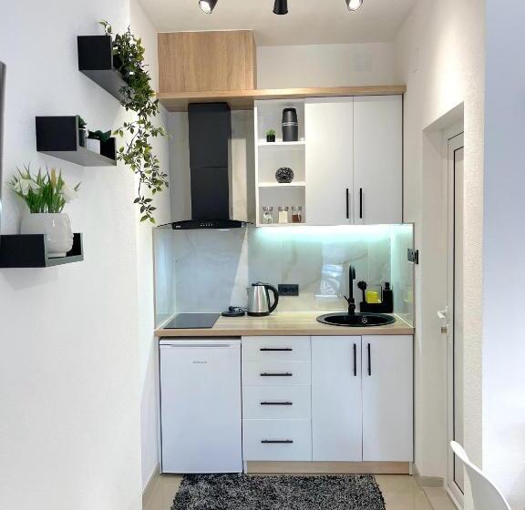 اتاق سوپریور, Laguna Apartments