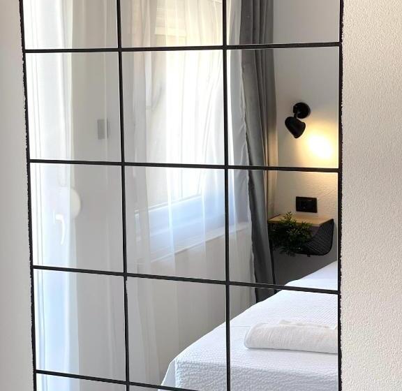 اتاق سوپریور, Laguna Apartments