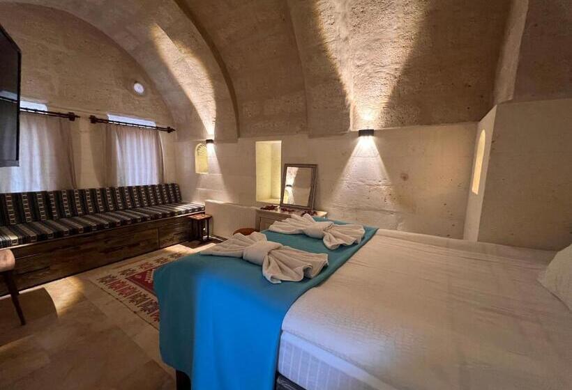 اتاق لوکس چهار تخته, Uluyol Stone House