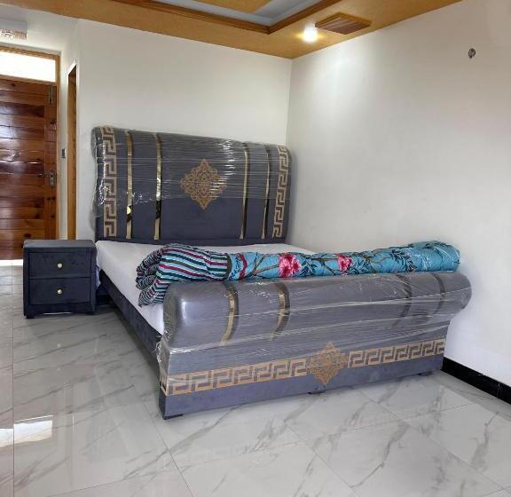 اتاق استاندارد سه نفره, Vacations Inn Hotel And Restaurant