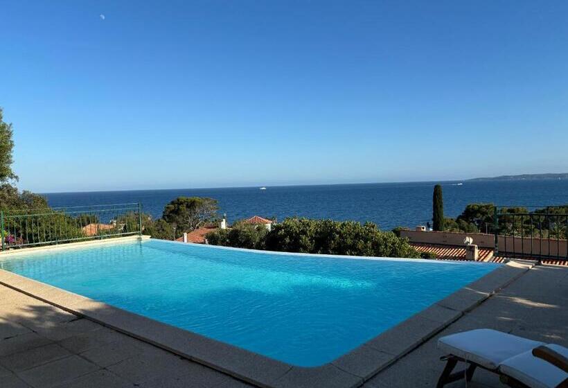 Номер Стандарт Вид на Сад, Maison Lumio