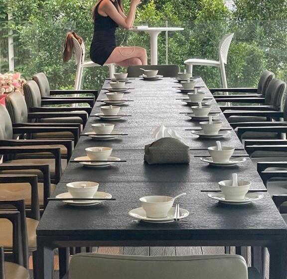 Standardrum King Size Säng, 画本里民宿