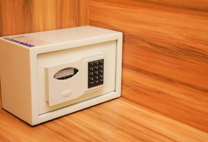 اتاق لوکس, Blue Star Rio