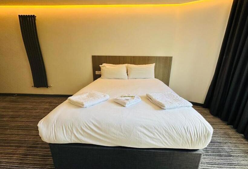 Номер Deluxe Кровать Кинг, My Motel Glasgow Airport