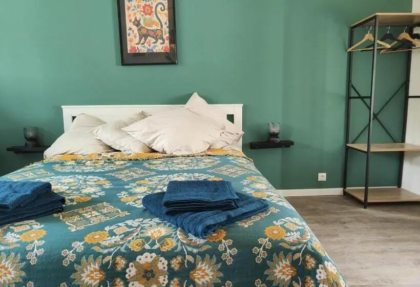 デラックスルーム, La Casa D Atras