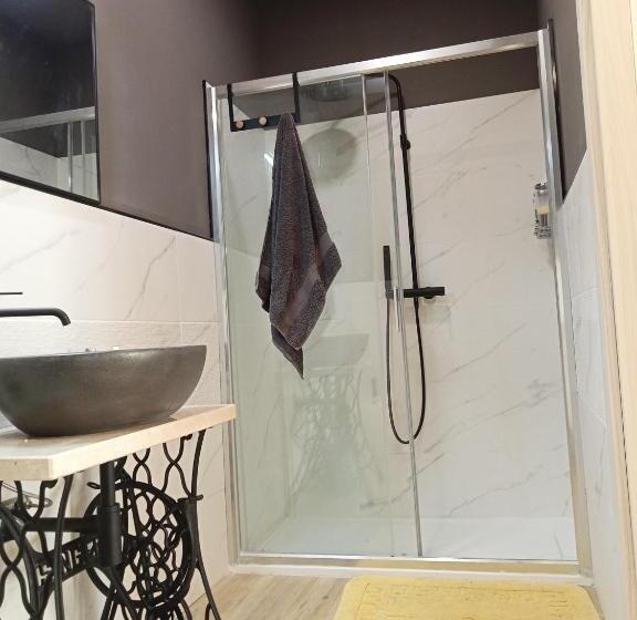 标准间, Le Due Torris