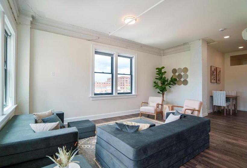 Апартаменты Премиум 1 Спальня, The Standard Downtown Columbus