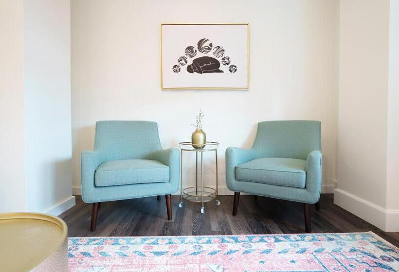 Family Suite, The Standard Downtown Columbus