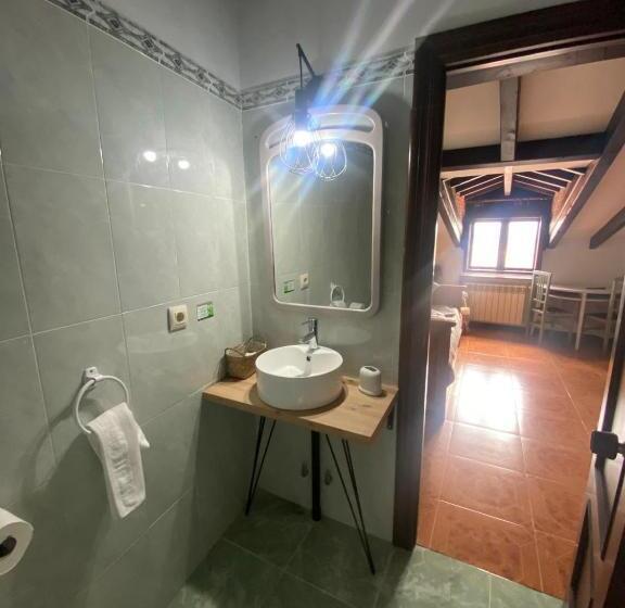 اتاق اکونومی, Posada Rural La Peña Casares