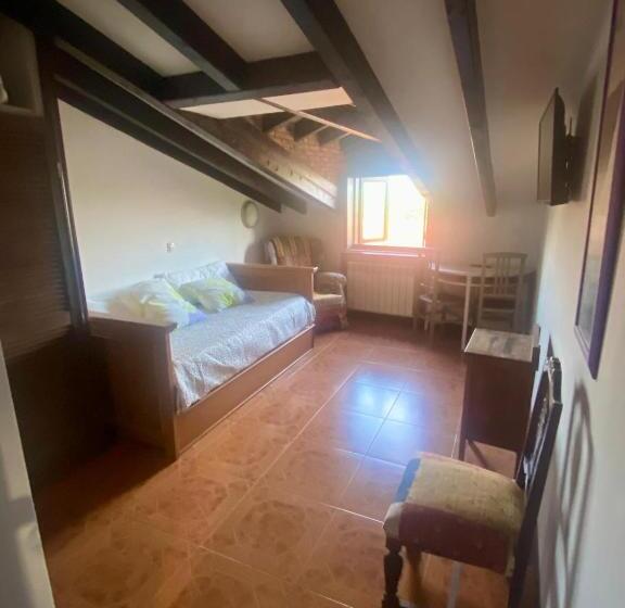 اتاق اکونومی, Posada Rural La Peña Casares