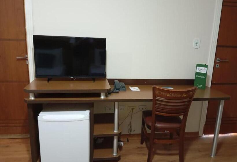 Deluxe Zimmer, Arlen 4