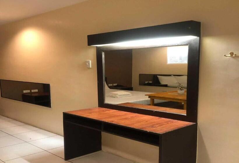 디럭스 룸, Camarin Prime