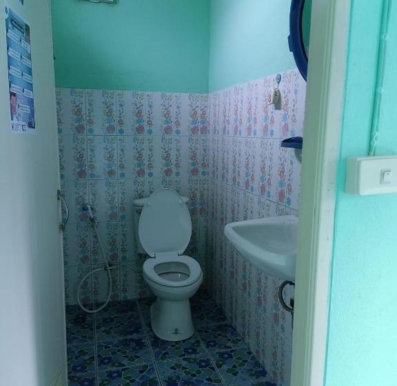 标准间, Baan Phak Plaithang At Phu Thap Buek