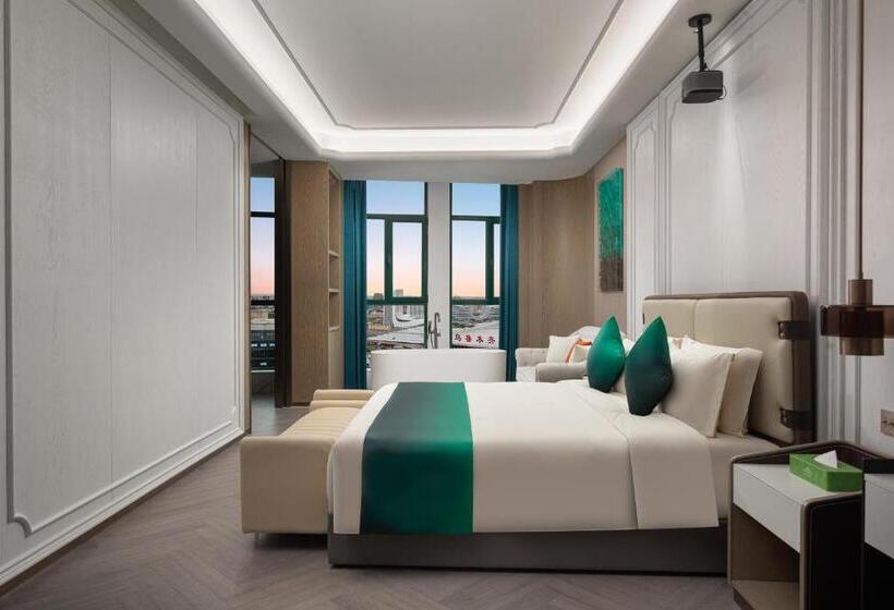 מיטת קינג בסוויטה, Wingate By Wyndham Urumqi Railway Station