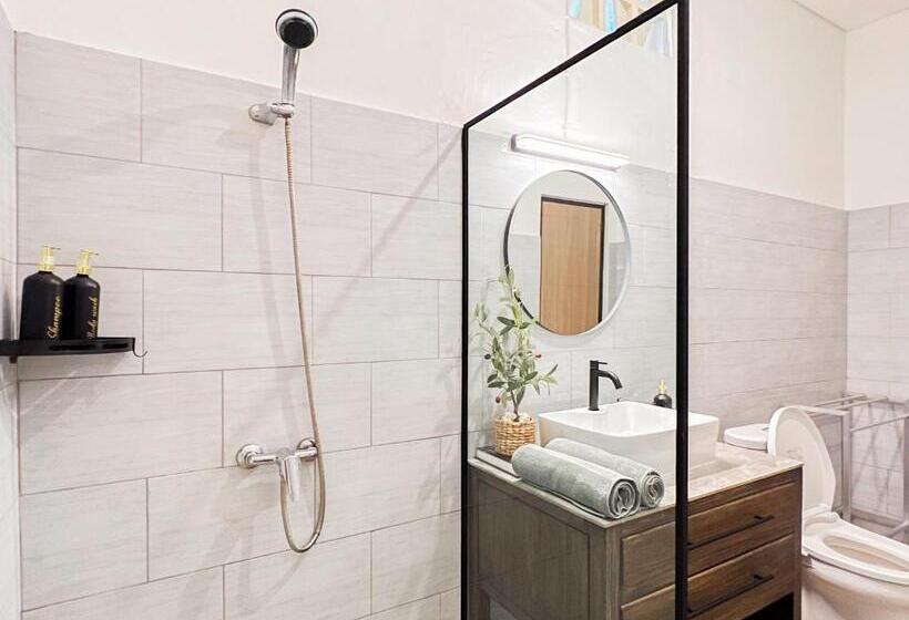 חדר דלוקס, 1 Min To Batu Bolong Island Boy Guesthouse Kt 1