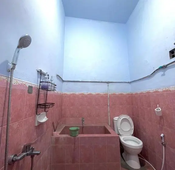 スタンダードルーム, Harmoni Guest House Tumpak Sewu