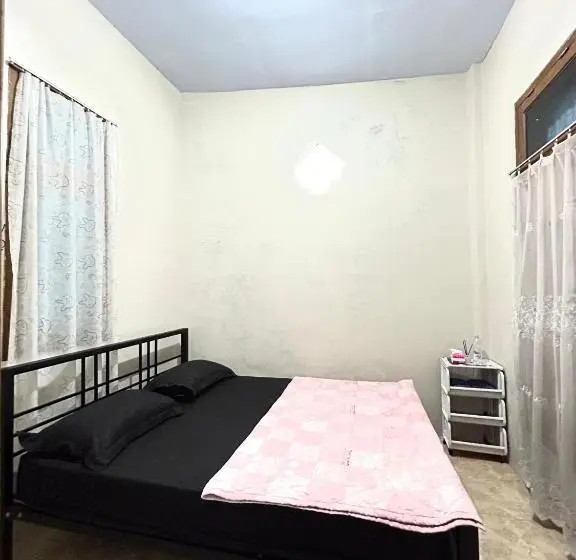 スタンダードルーム, Harmoni Guest House Tumpak Sewu
