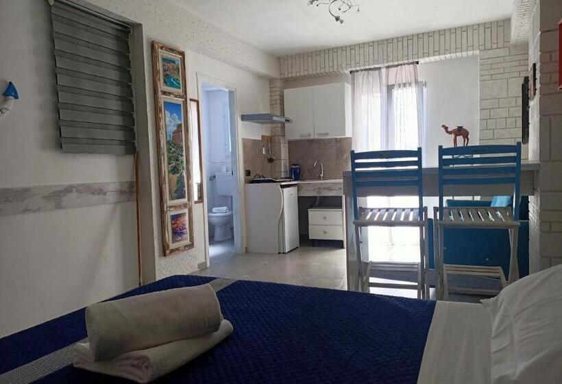 استودیوی استاندارد, Resindenze Donna Sabella