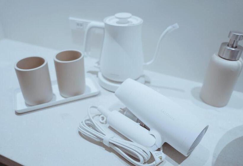 Четырехместный Номер Стандарт, Sekai Hotel Takaoka