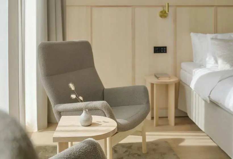 سوییت جونیور, Solo Sokos Hotel Pier 4