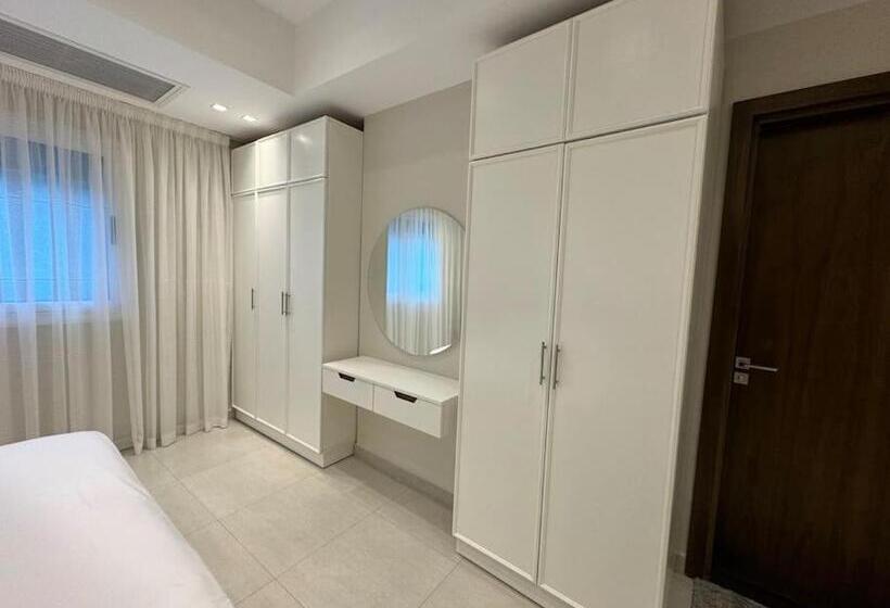 آپارتمان دلوکس 3 خوابه, Elegance Tower