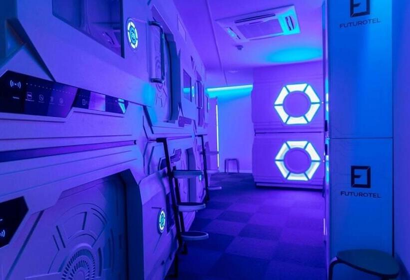 Capsule, Futurotel Sevilla