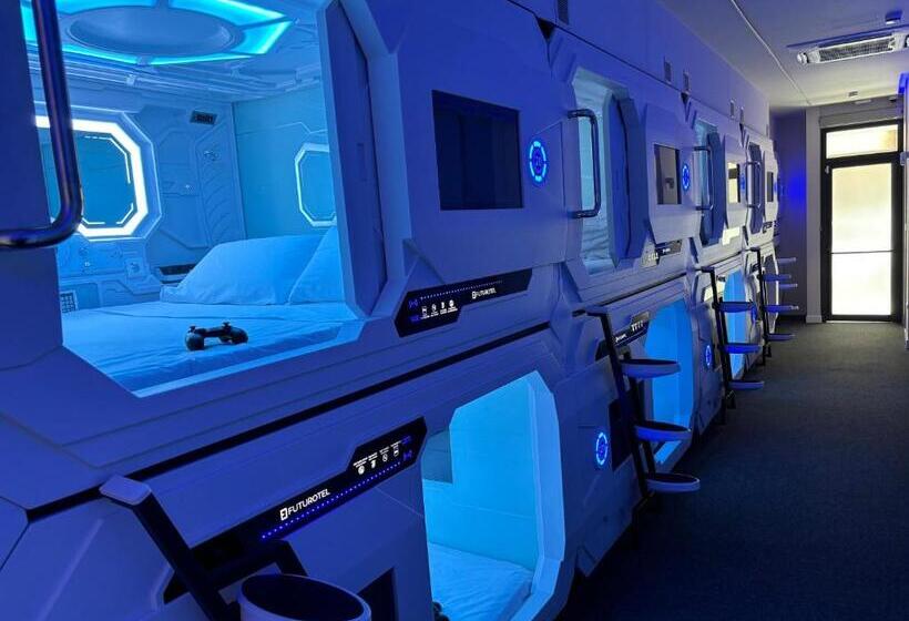 Capsule, Futurotel Sevilla