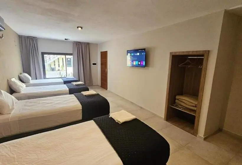スーペリアの４人部屋, La Quinta Suites
