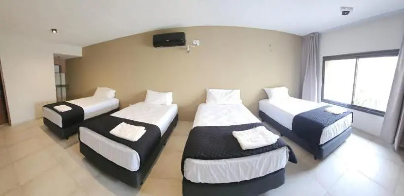 スーペリアの４人部屋, La Quinta Suites