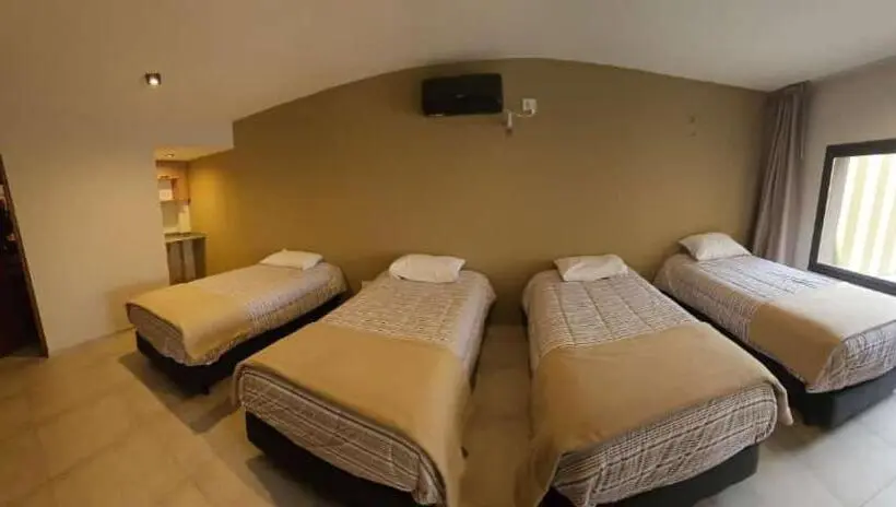スーペリアの４人部屋, La Quinta Suites
