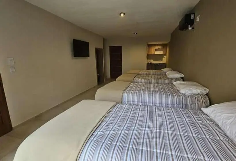 スーペリアの４人部屋, La Quinta Suites