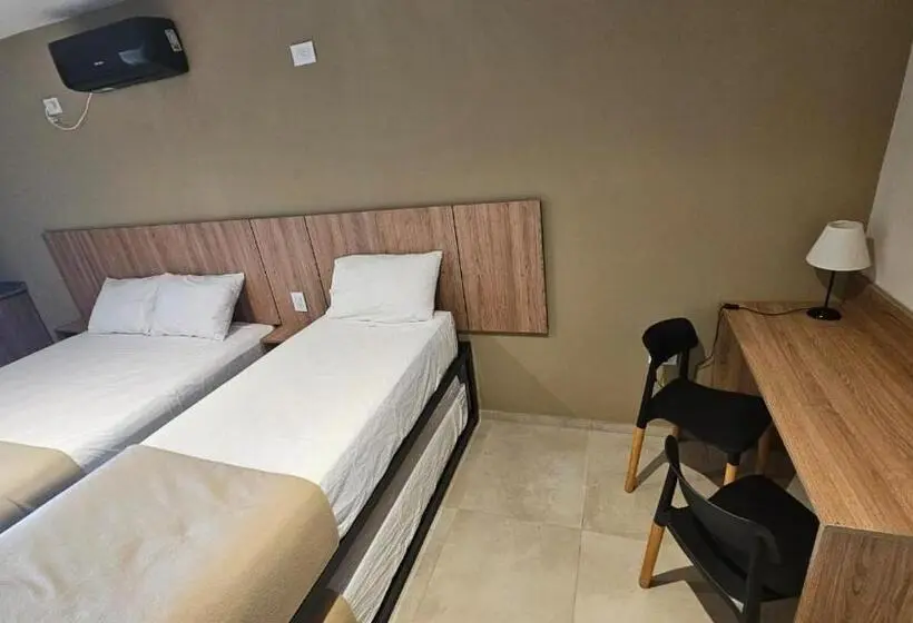 スタンダード４人部屋, La Quinta Suites