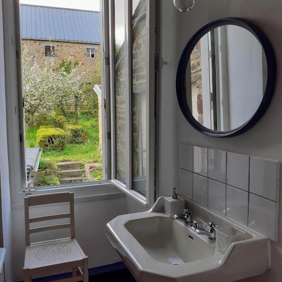 庭の見えるシングルルーム, Chez Clo