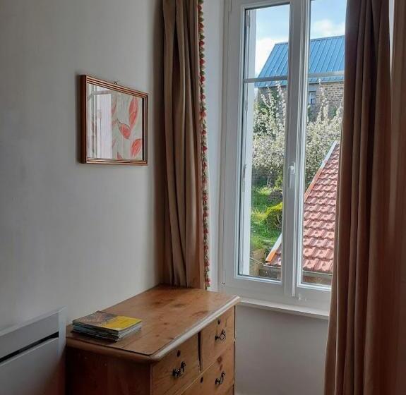 庭の見えるシングルルーム, Chez Clo