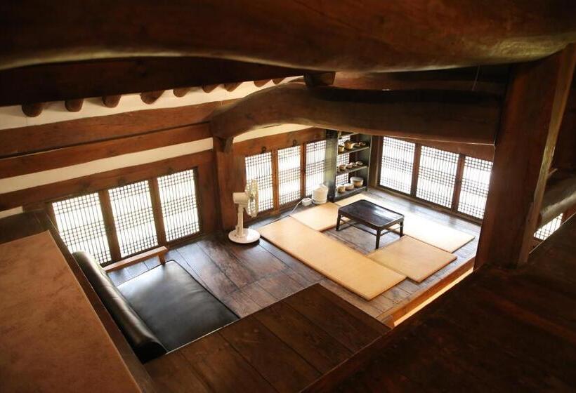סוויטה, Pungryuheon Hanok Stay