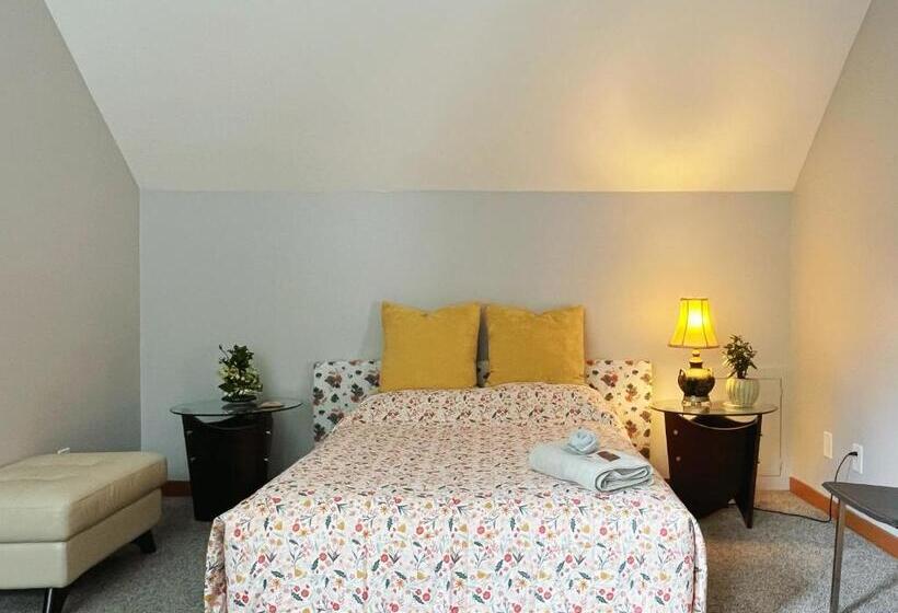 Номер Стандарт Совместная Ванная, Sunny Peace Homestay