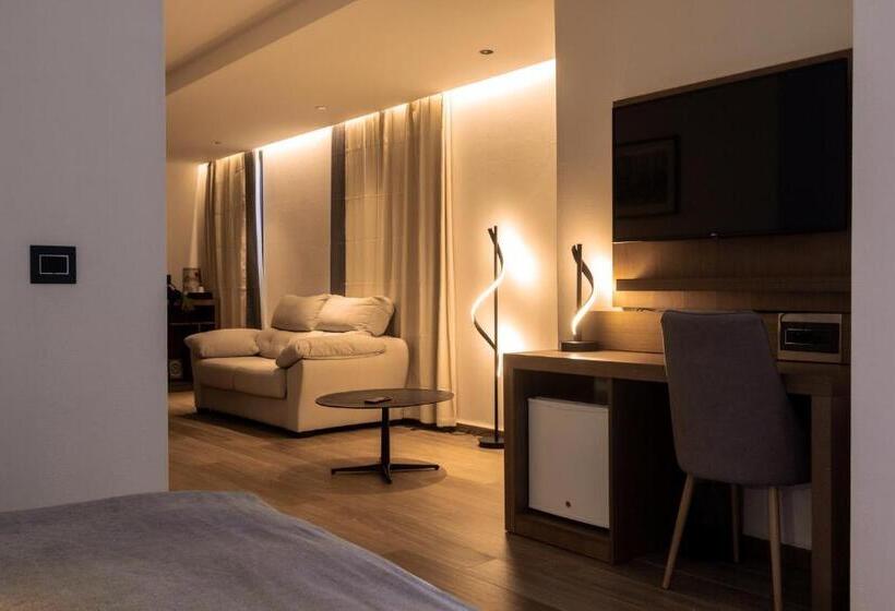 سوییت سوپریور, Hôtel Bayazid