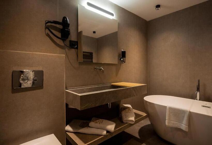 سوییت جونیور, Hôtel Bayazid