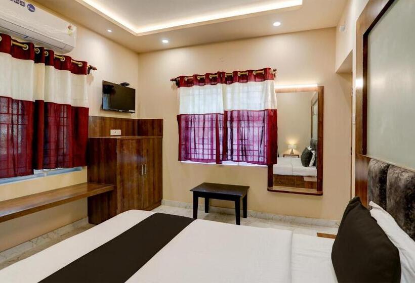 اتاق کلاسیک سه تخته, Oyo Ruby House