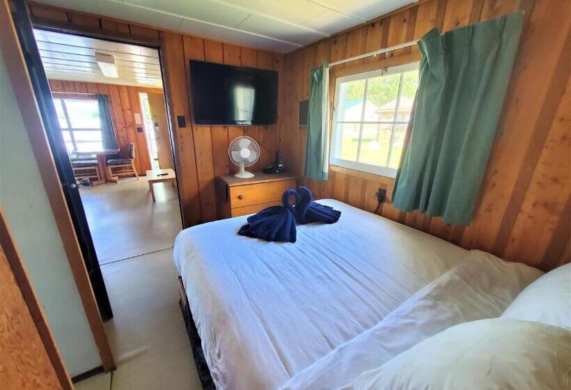 一居室别墅, Maples Resort Shuswap