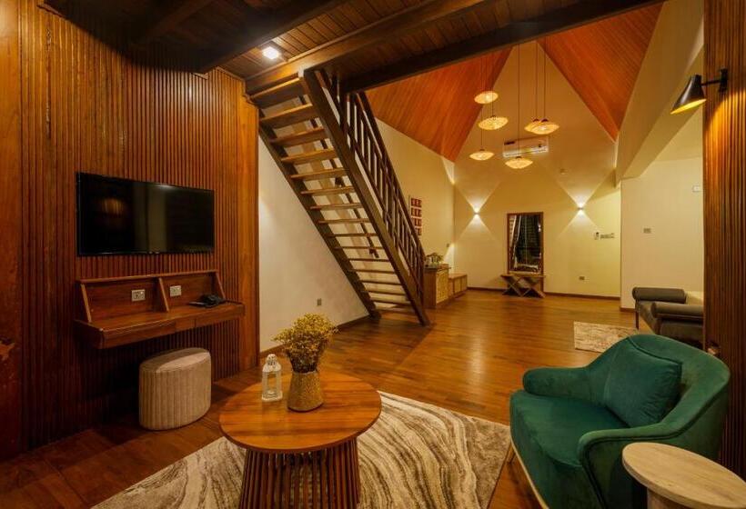 Suite Widok Góry, Majentra Ella