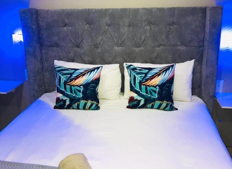 Standard room with outdoor bath, Bonitaz Lodge